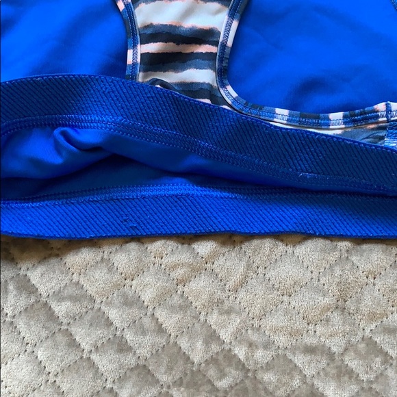 Nike Dri-Fit Sports Bra - Picture 4 of 4